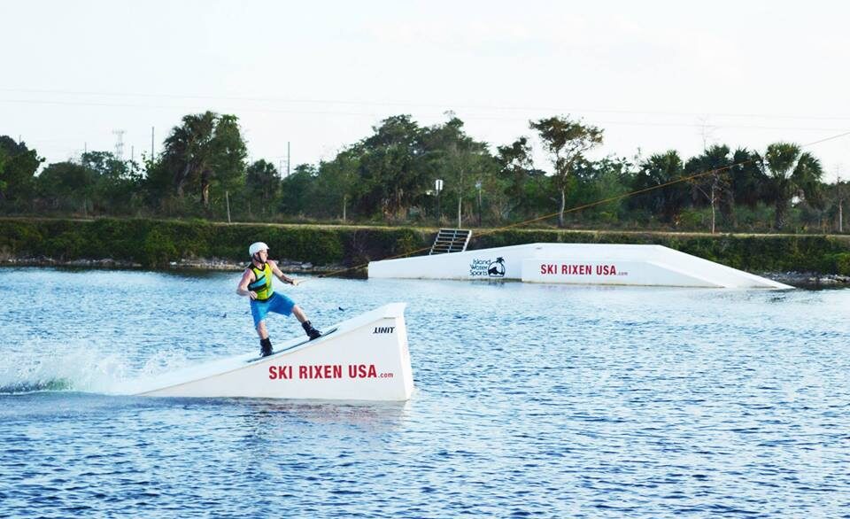 skirixen_3 skirixen_3